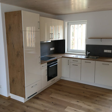 Maisonette-Wohnung mit eingebauter Küche