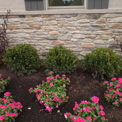 Perfect Landscaping - Outdoor Pots And Planters