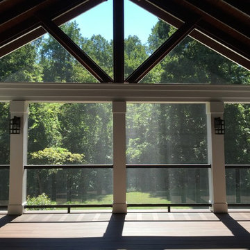 532 - Screen Porch