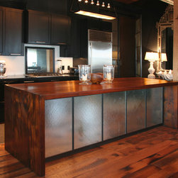 Canal Street Residence - Kitchen Islands And Kitchen Carts