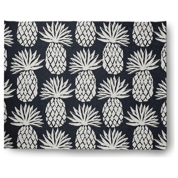 8' x 10' Pineapple Pattern Indoor/Outdoor Rug, Shark Blue