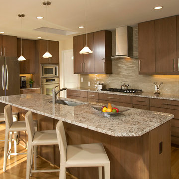 Lake Barcroft, VA | Multiple Rooms