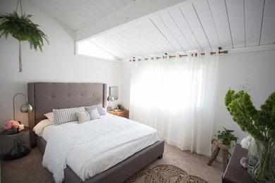Bedroom - eclectic bedroom idea in San Diego