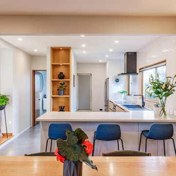 Kitchen / Dining