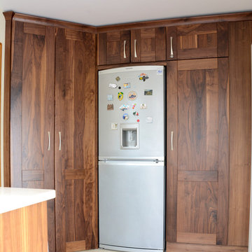 Walnut Shaker