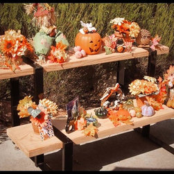 Big Easy Displaying Halloween Decorations - Outdoor Decor