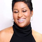 Lisa Rayam-Tucker's photo