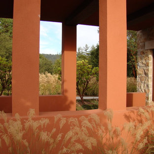 Eklektischer Garten mit direkter Sonneneinstrahlung und Natursteinplatten in San Francisco