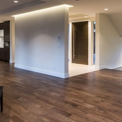 4259 Highland Boulevard - Products
