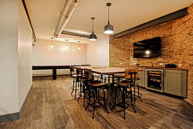 Example of a mountain style basement design in Chicago