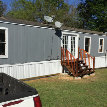 Mobile Home Steps (Exterior)