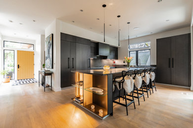 Trendy kitchen photo in Portland