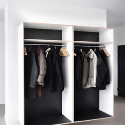 Kl&aelig;deskab | Wardrobe - Armoires And Wardrobes