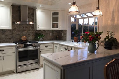 Elegant kitchen photo in Orange County