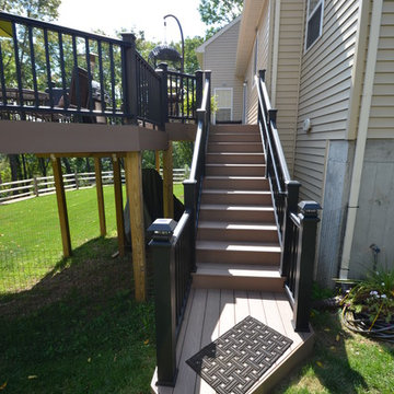 BC&L Custom AZEK deck with TimberTech Rails