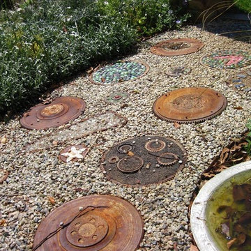 Eclectic, fun Gardening with recycled materials