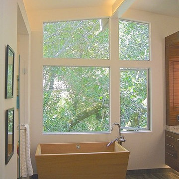 Japanese Soaking Tub "Ofuro"
