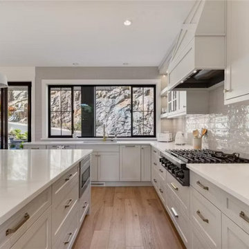 West Vancouver Complete Overhaul