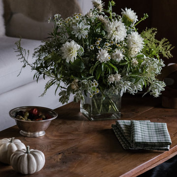Huddleson - Artistic Contemporary Table Linens