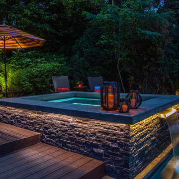 California Spa Retreat from a No-Tell Motel Pool