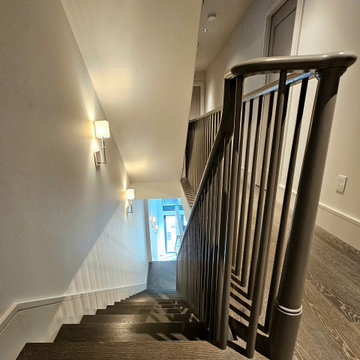 Project #112 | Traditional Staircase with Continuous Rail System