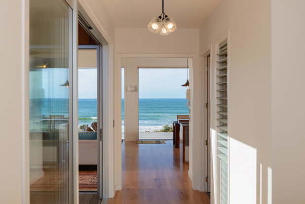 Beach Style  by Will Tatton Architecture