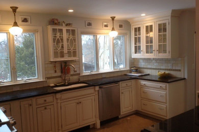 Inspiration for a timeless kitchen remodel in Boston