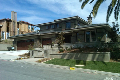 Craftsman exterior home idea in Los Angeles