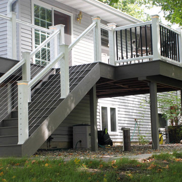 Upper Level Deck