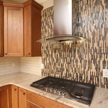 Stainless Steel Gas Range with Glass Hood