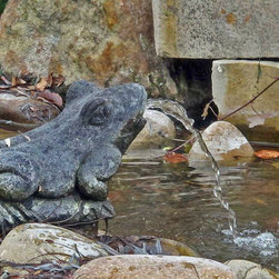 Hand Carved Lava Stone Frog - Garden Statues And Yard Art