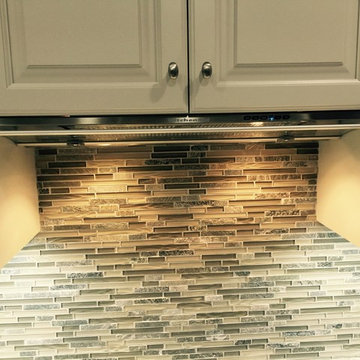White Kitchen Corner Cooktop