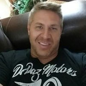Zach Brown's photo