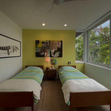 Modern Residence and Art Studio