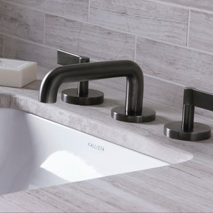 Photo of a contemporary bathroom in DC Metro.