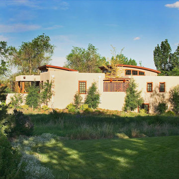 Pueblo Modern