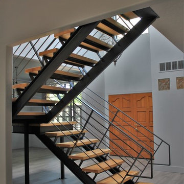 Self Supporting Stair Unit