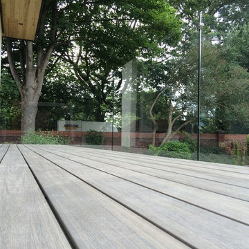 Garden Design with Composite Decking and Garden Balustrade