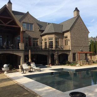 Shabby-Look Pool in Atlanta