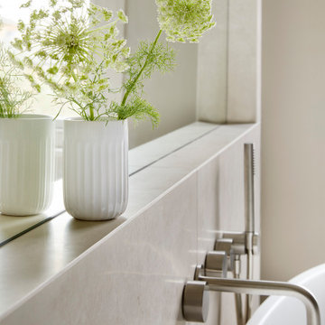 Clapham South Principle Suite