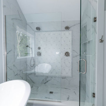 Modified Parker IV with Full In-Law Suite and Kitchenette  |  Naperville, IL