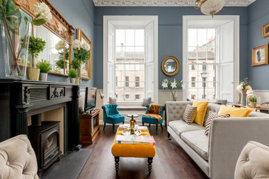 Design ideas for a classic living room in Edinburgh.