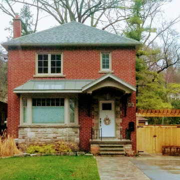 New Custom Home - Rebuilt Project (Energy Efficient - Open Concept ) *S Kingsway
