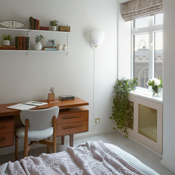 Mid Century Apartment in the City of London