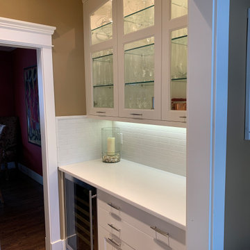 Dry bar and Server