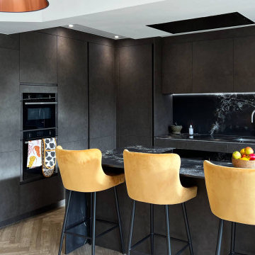 Luxe Dark Contemporary Kitchen Orpington