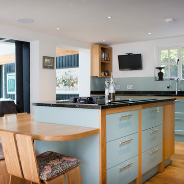 Hand painted Kitchen with Oak and Granite - Chinnor Hill