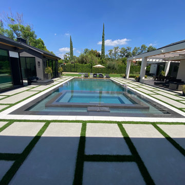 Encino zero edge pool and spa