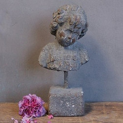 GIRL STATUE WITH A DISTRESSED FINISH - Products