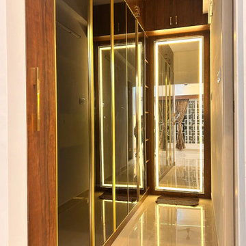Mr. Gifton ( S&P Signature Villa)